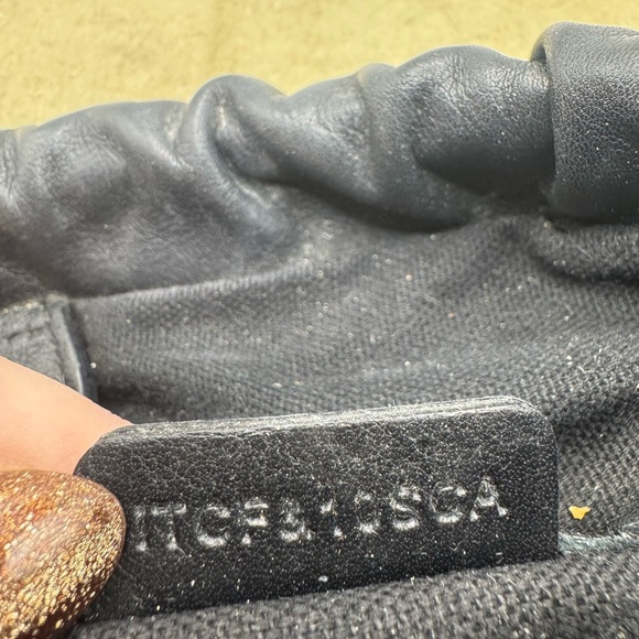 Burberry Authentic Elegant Black and Tan Clutch/Crossbody Bag RARE - Picture 2 of 7